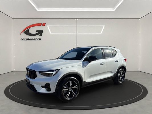 Volvo XC40 2.0 B3 MH Plus Dark