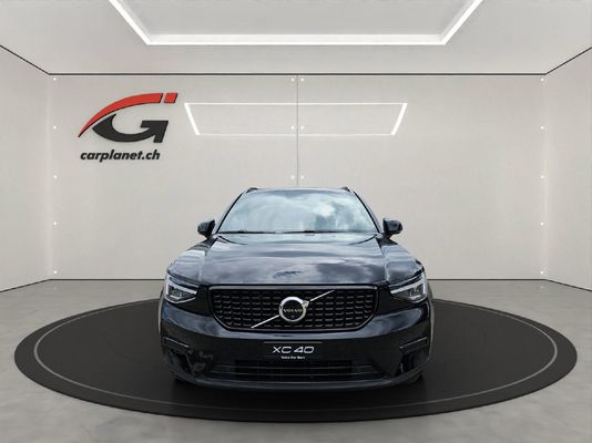 Volvo XC40 2.0 B3 MH Plus Dark