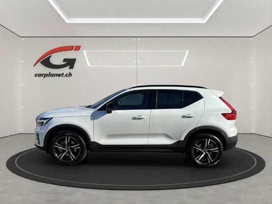 Volvo XC40 2.0 B3 MH Plus Dark