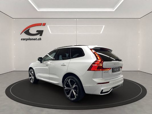 Volvo XC60 2.0 B5 MH Ultra Dark AWD