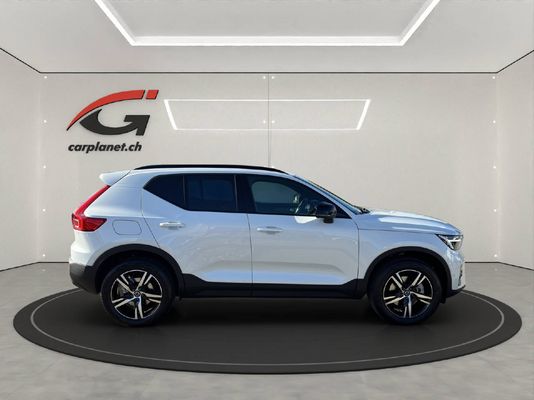 Volvo XC40 2.0 B3 MH Plus Dark