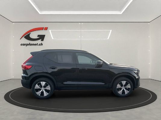 Volvo XC40 2.0 B3 MH Plus Dark