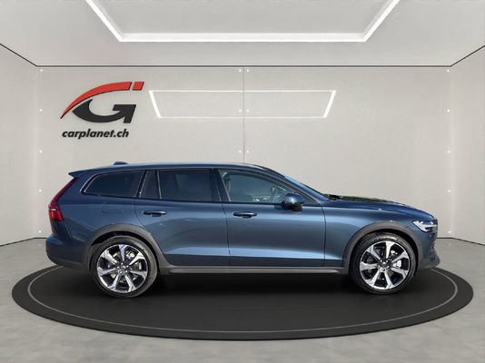 Volvo V60 Cross Country 2.0 B5 AWD Ultimate